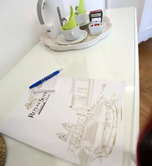 سوییت جونیور با بالکن, Royal Suite Trinità Dei Monti