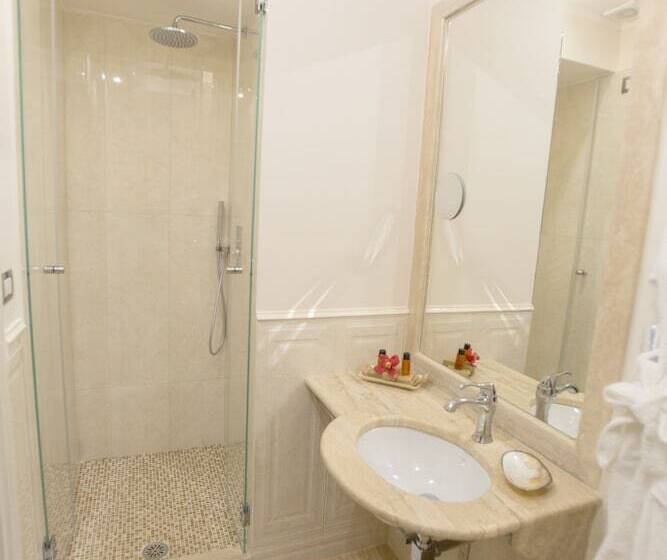 اتاق لوکس, Royal Suite Trinità Dei Monti