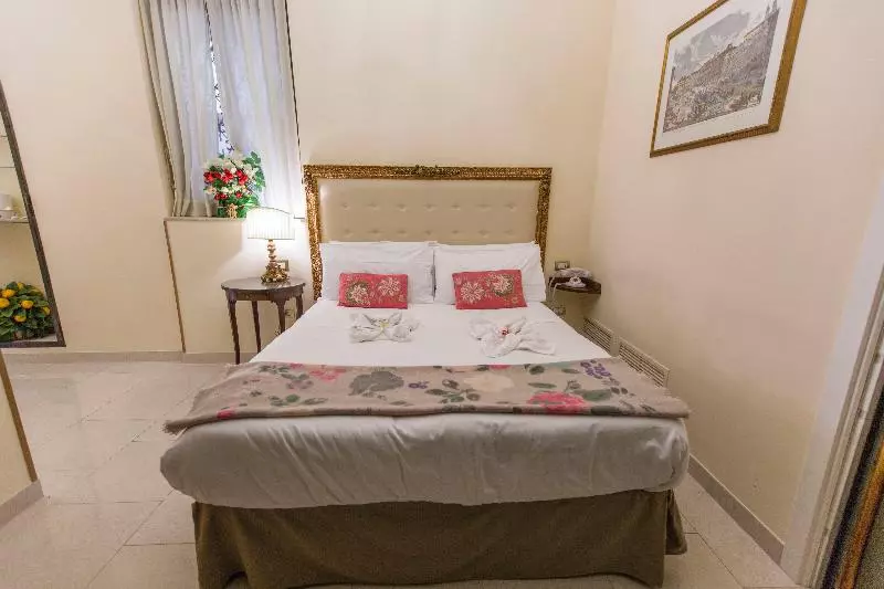 اتاق لوکس, Royal Suite Trinità Dei Monti