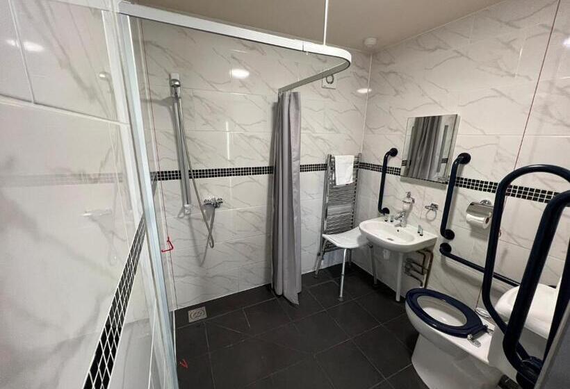 스탠다드 룸, The Black Horse Inn