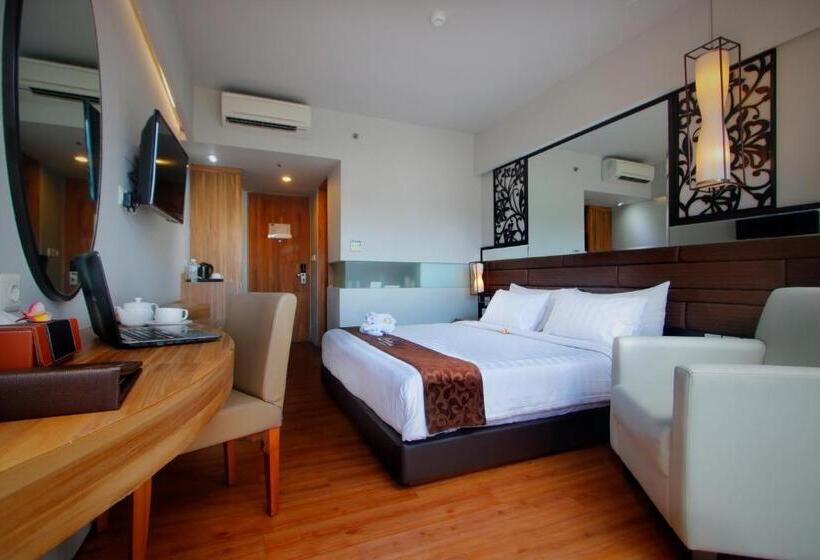 Номер Superior Вид на Бассейн, The Lerina Hotel Nusa Dua
