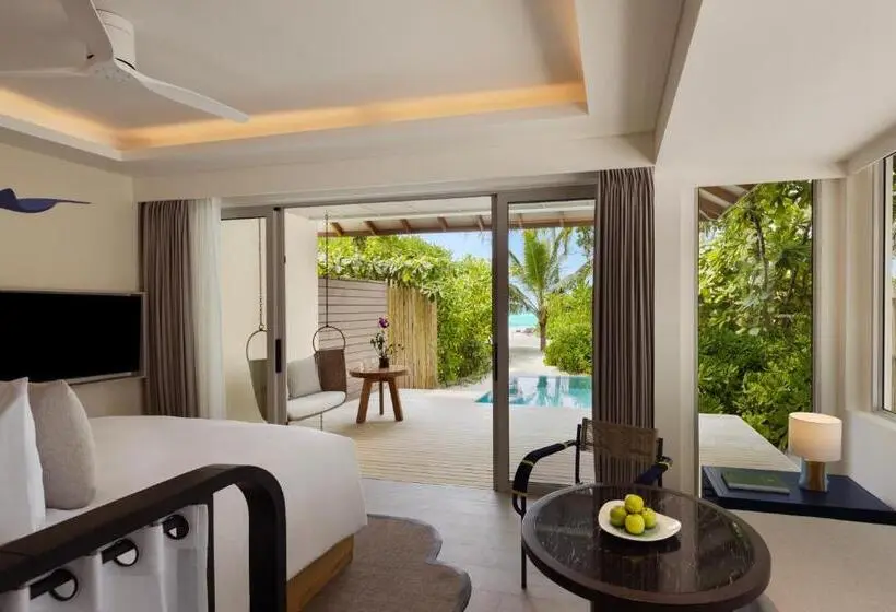 ویلای 2 خوابه, Avani Plus Fares Maldives Resort