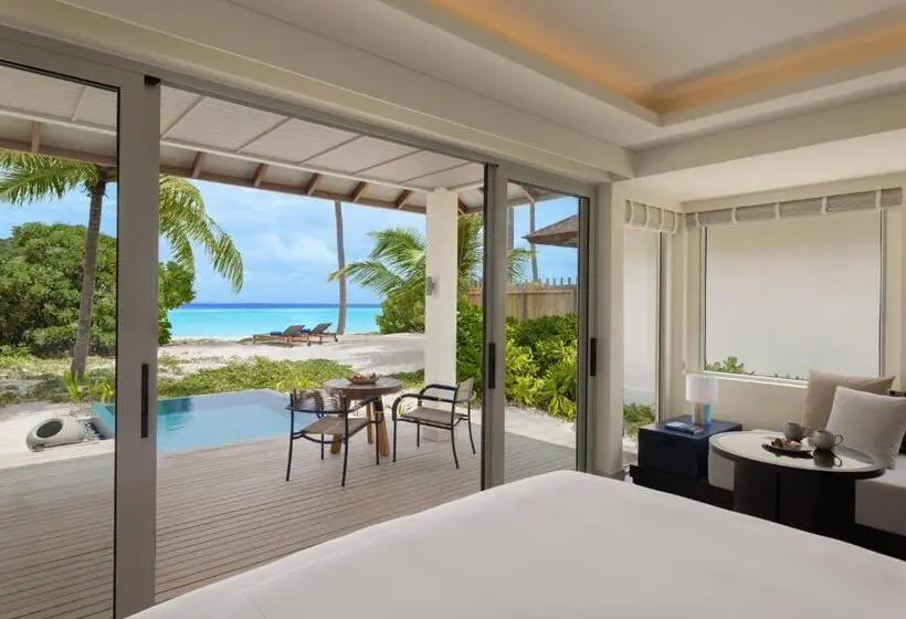 ویلای 2 خوابه, Avani Plus Fares Maldives Resort
