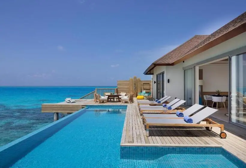 آپارتمان 3 خوابه, Avani Plus Fares Maldives Resort