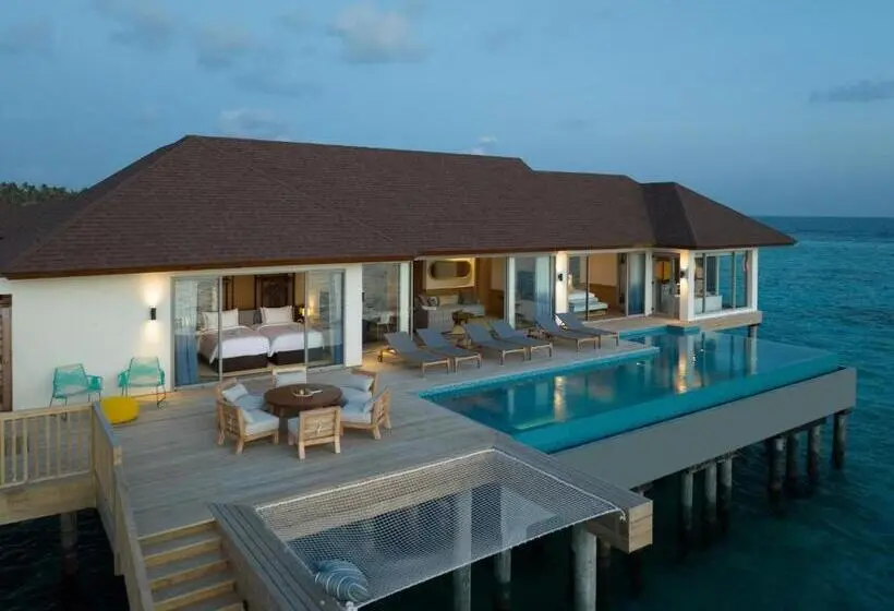 آپارتمان 3 خوابه, Avani Plus Fares Maldives Resort