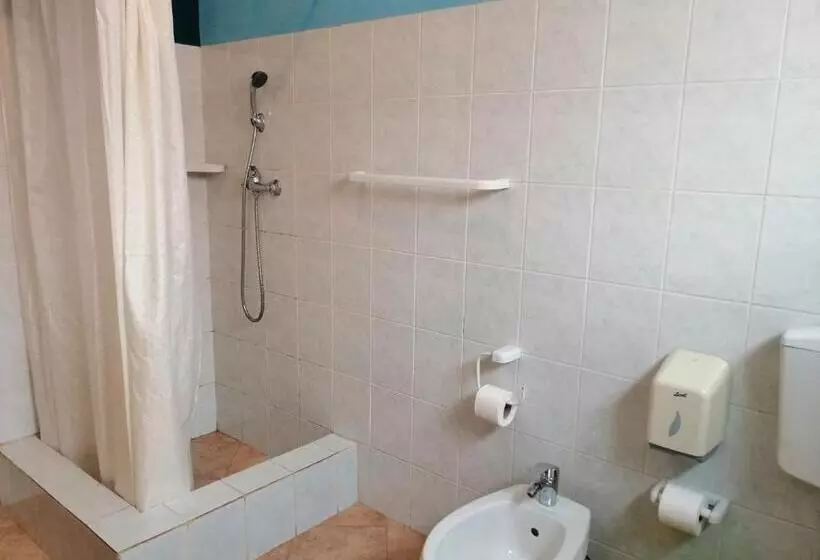 اتاق راحتی سه تخته, B&b Salinas Boa Vista Wifi Free