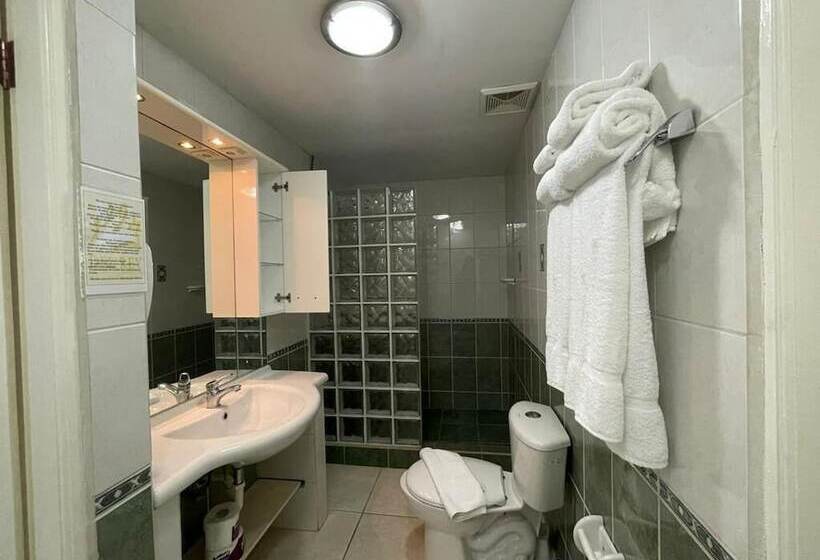 آپارتمان 2 خوابه, Del Rey Apartments