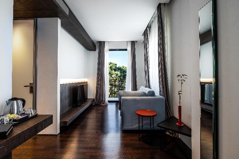 Президентский Люкс, Domotel Kastri