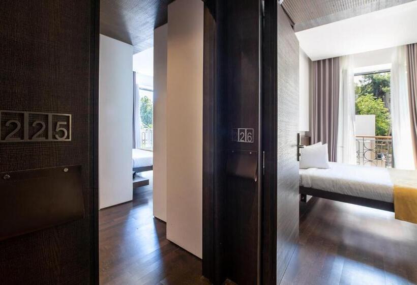 جناح عائلي, Domotel Kastri