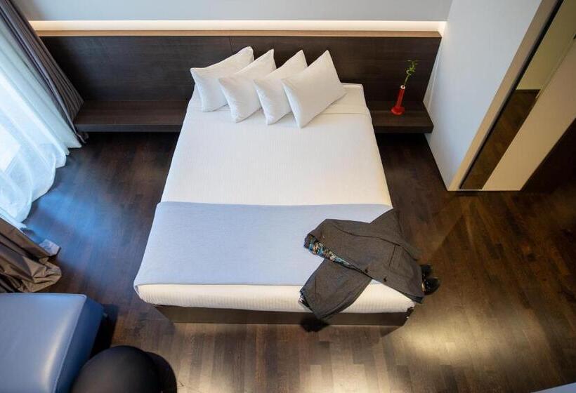 Президентский Люкс, Domotel Kastri