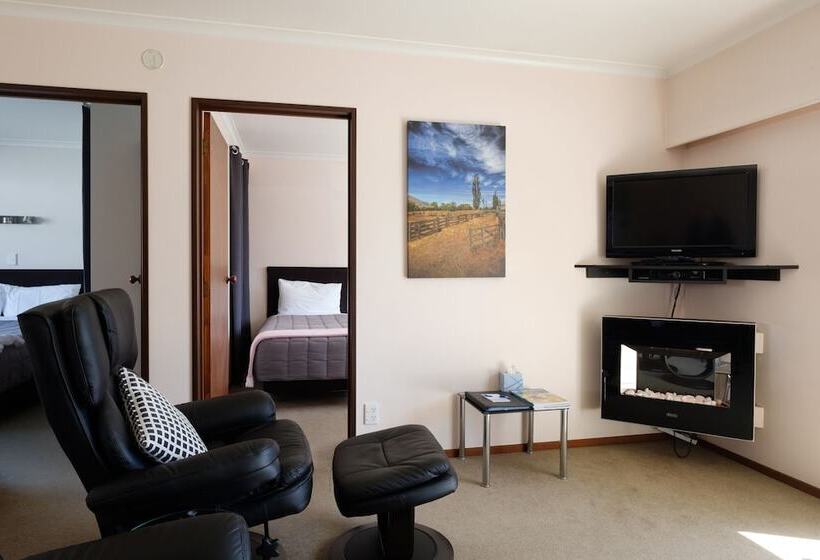 Люкс Семейный 2 Спальни, Esplanade Motels