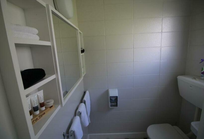 スタンダードスタジオ, Forgotten World Motel