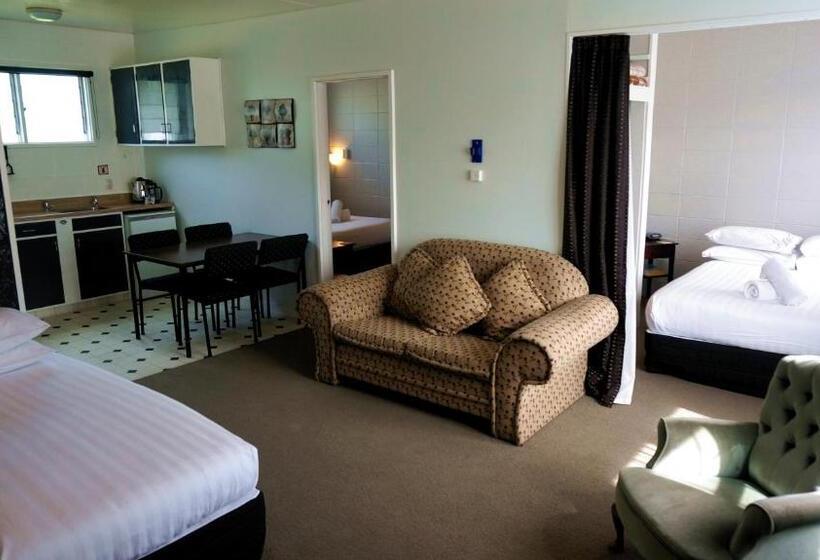 2ベッドスイートルーム, Forgotten World Motel