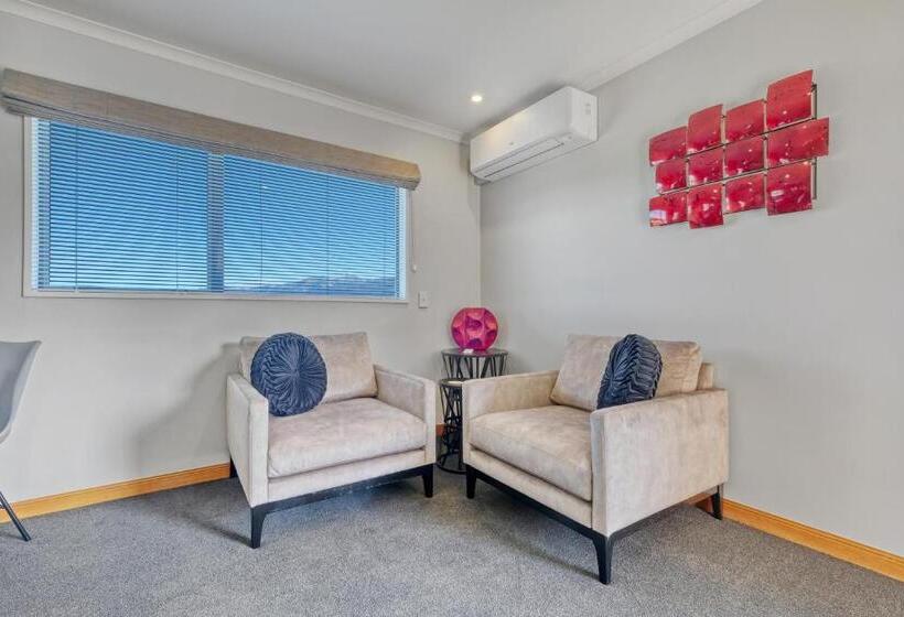 جناح إدارى, Hanmer Springs Scenic Views Motel