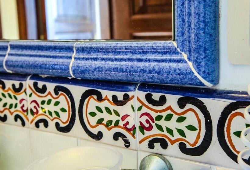 테라스 주니어 스위트, Arcangelo   Salina