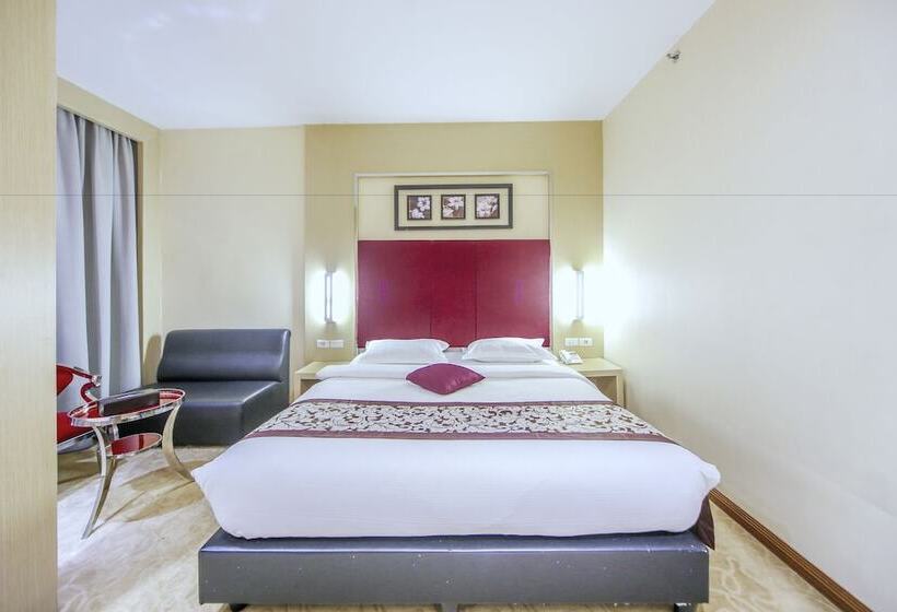 חדר אקזקיוטיב, Batam City