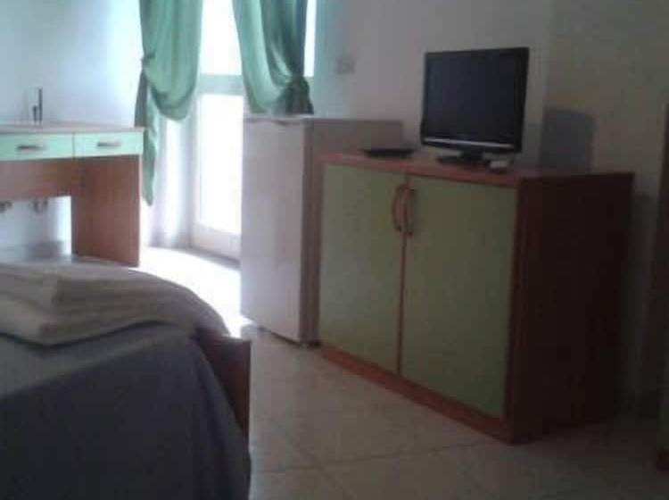 Четырехместный Номер Стандарт, Eden