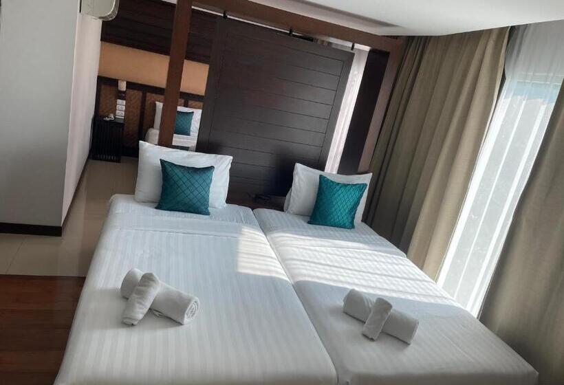 Четырехместный Номер Стандарт, Nordwind