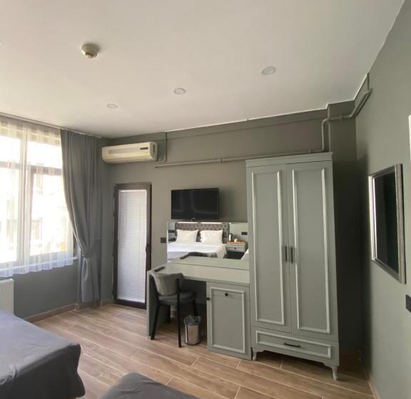 اتاق استاندارد سه نفره, Ortakoy Aysem Sultan