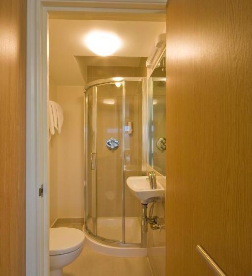 Номер Стандарт Трехместный, Queens