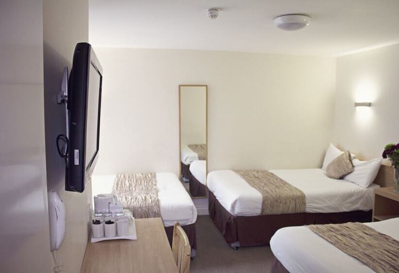 Семейный Номер, Queens