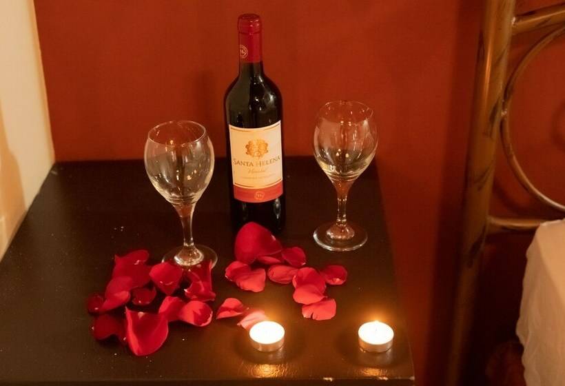 اتاق لوکس, Real Camino Lenca