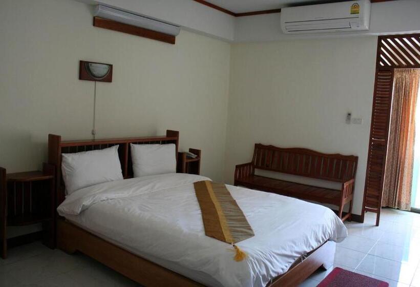 スタンダードルーム, Riverfront Hotel Mukdahan