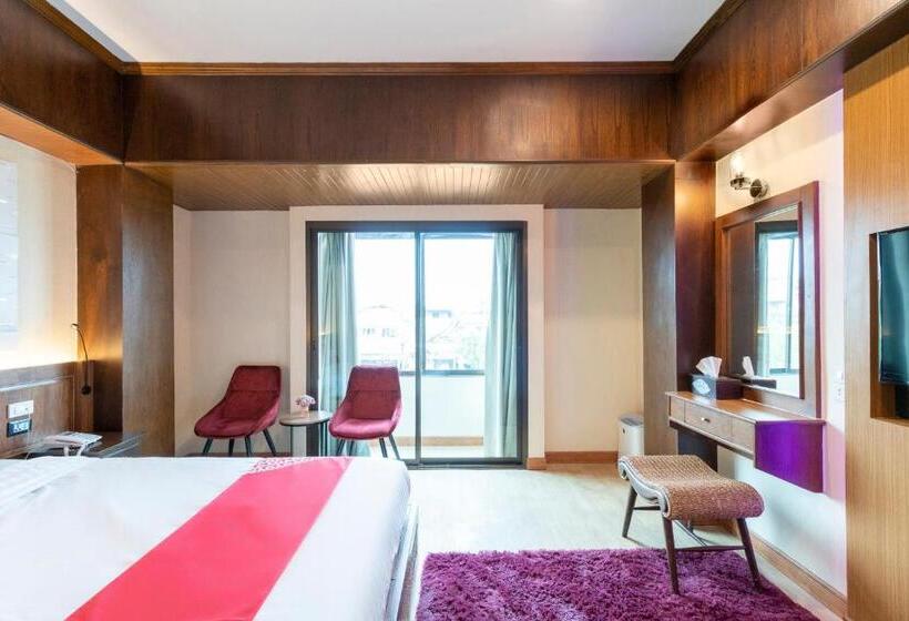 Номер Deluxe, Sira Boutique