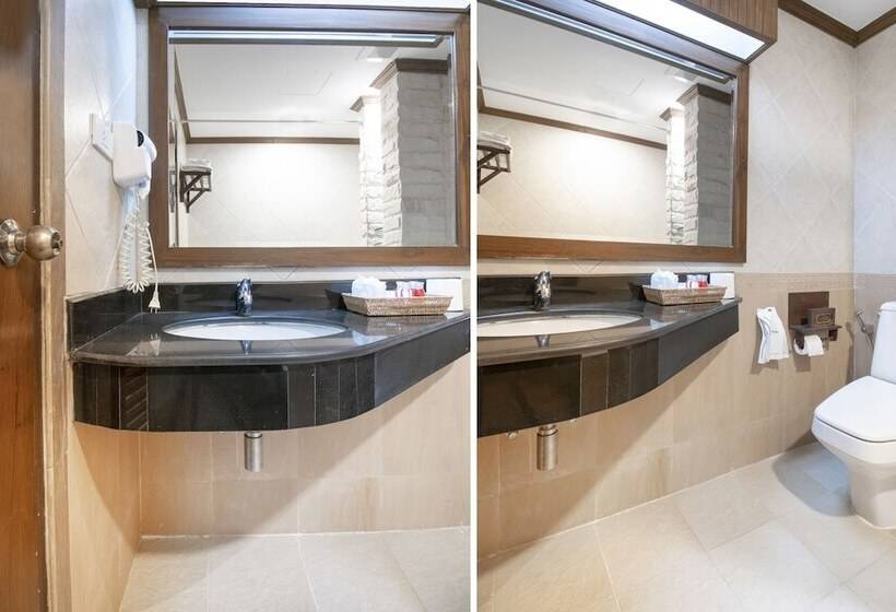 Номер Deluxe, Sira Boutique