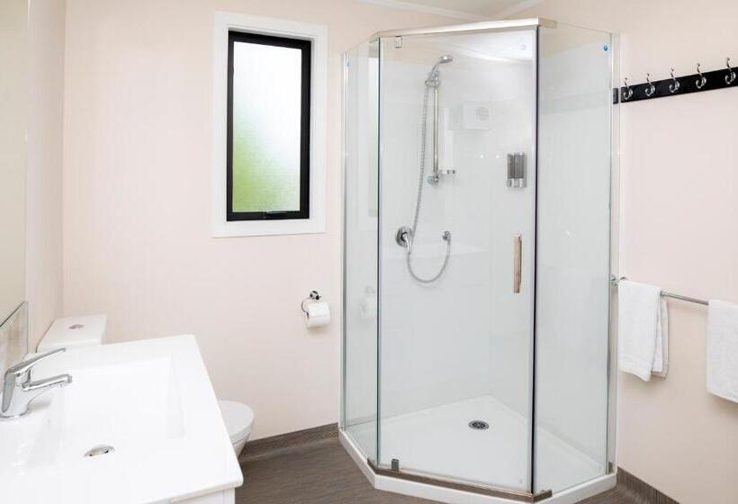 Апартаменты 2 Спальни, Fitzgerald On King