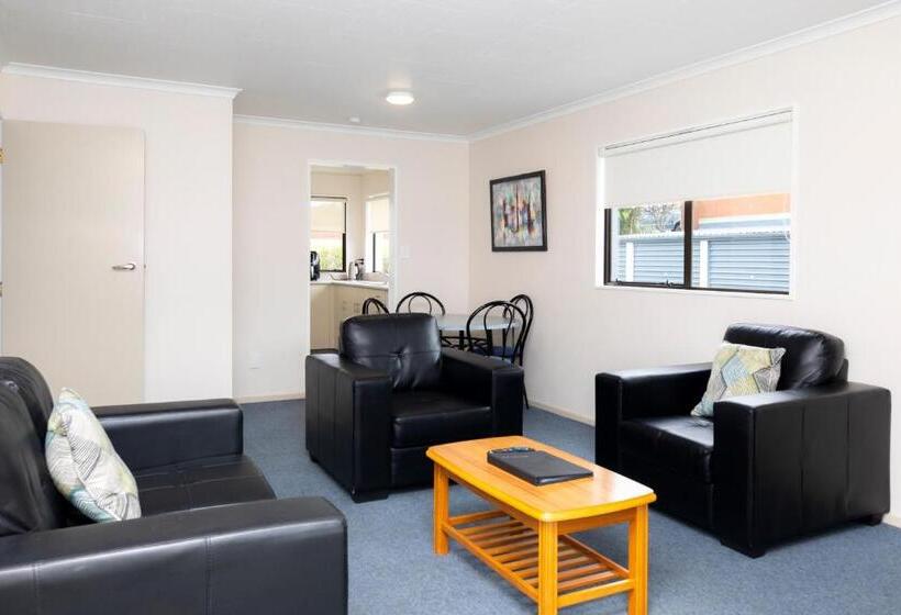 Апартаменты 2 Спальни, Fitzgerald On King