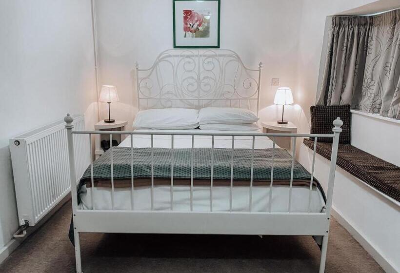 غرفة كلاسيكية, The Blenheim Buttery