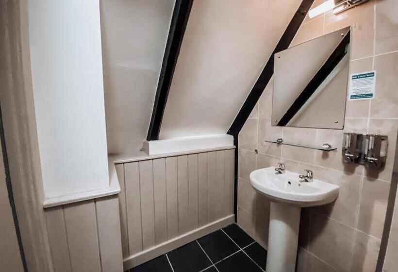 غرفة سوبيريور ثلاثية, The Blenheim Buttery