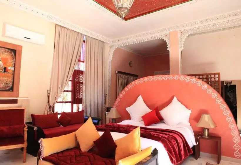 اتاق استاندارد چهارنفره با چشم‌انداز باغ, Riad Cle De Sol