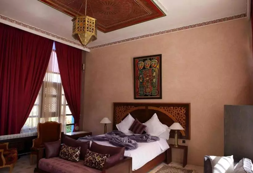 اتاق استاندارد چهارنفره با چشم‌انداز باغ, Riad Cle De Sol