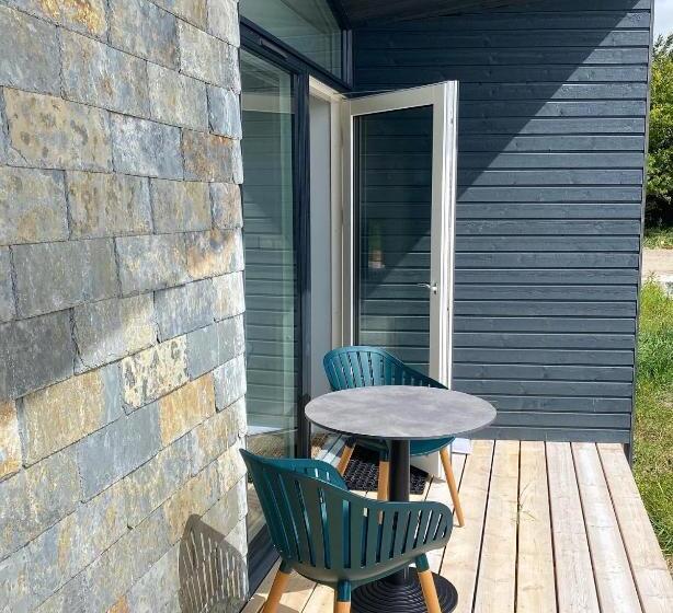 Семейный Номер, Hages Bade