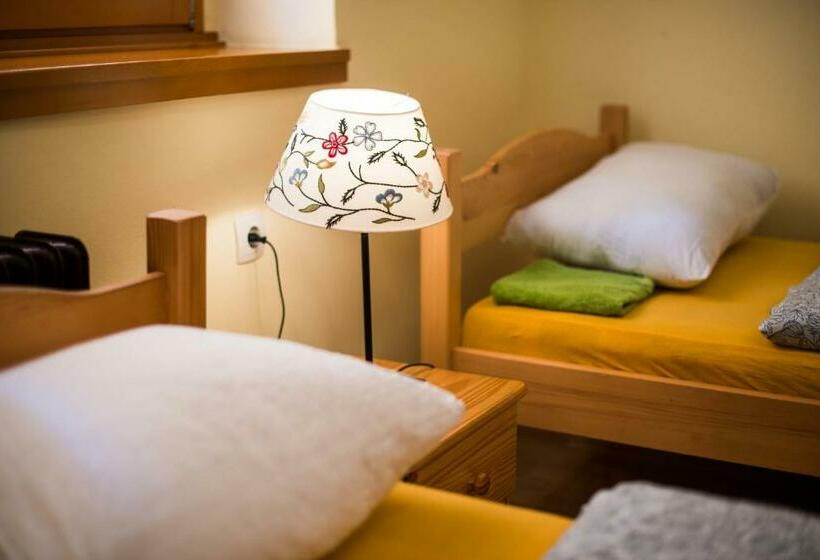 اتاق خانوادگی, Rooms Kozmus
