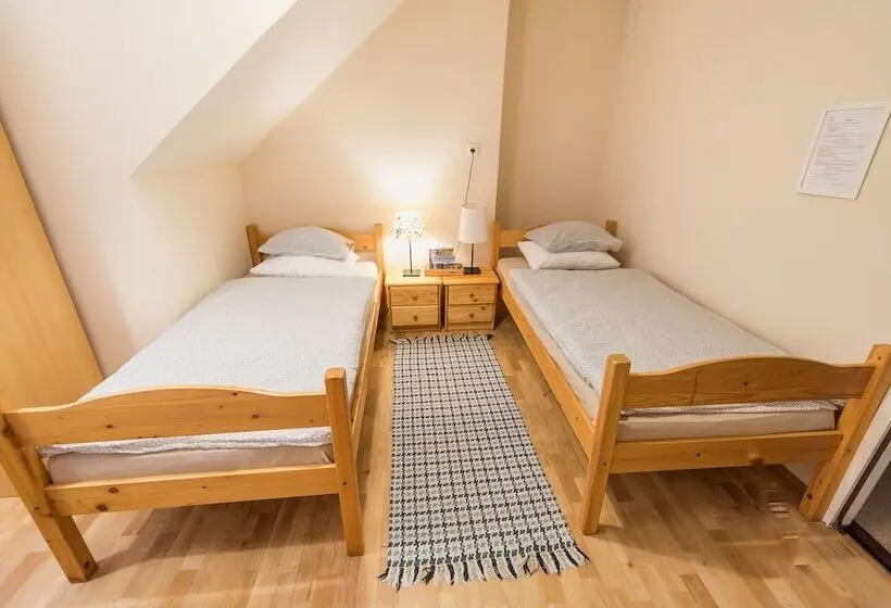 اتاق استاندارد, Rooms Kozmus