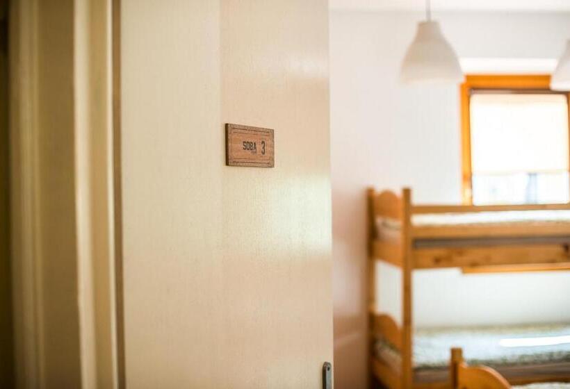 سوییت خانوادگی, Rooms Kozmus