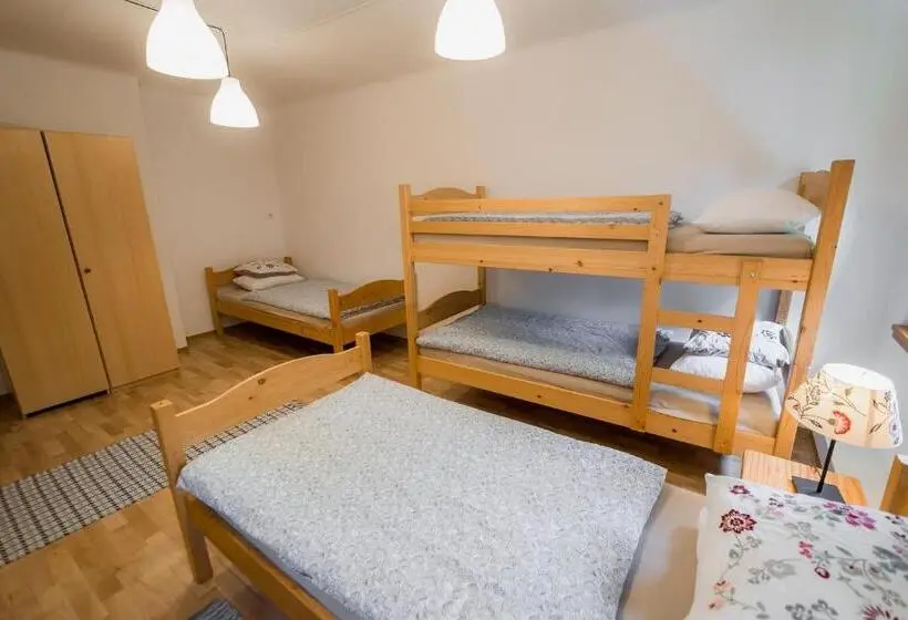 اتاق خانوادگی با سرویس بهداشتی مشترک, Rooms Kozmus