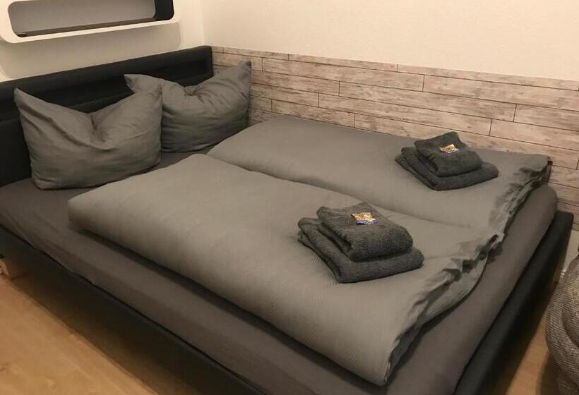 اتاق استاندارد, Pension Lotti Friedrichshain