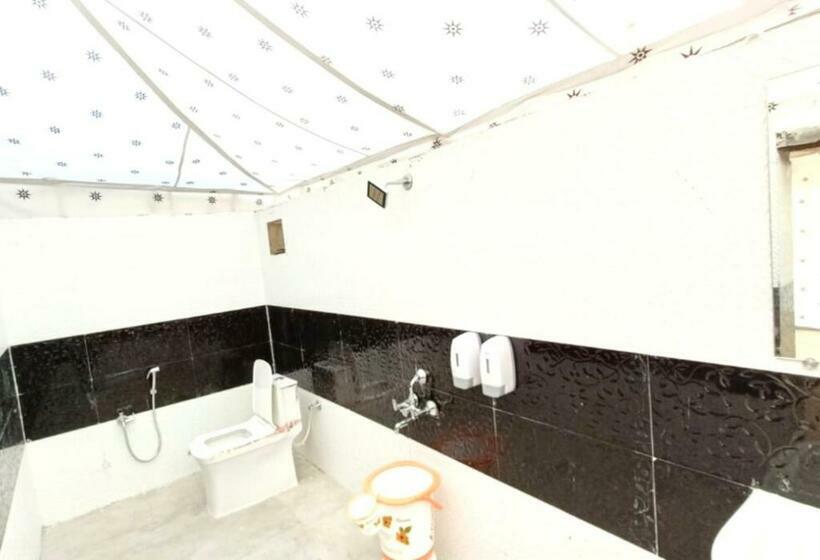 חדר סטנדרט, Desert Holiday Camp