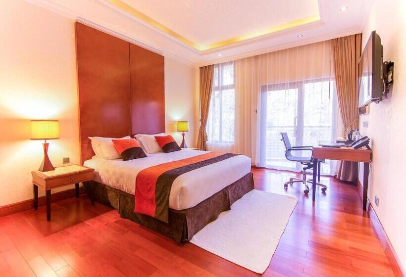 Президентский Люкс, Alba Hotel Meru