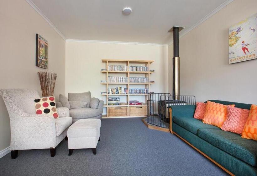 חדר אקונומי לארבעה, Lknz Lodge & Cafe