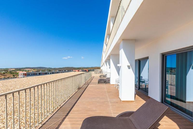 Классический Номер, Algarve Race Resort