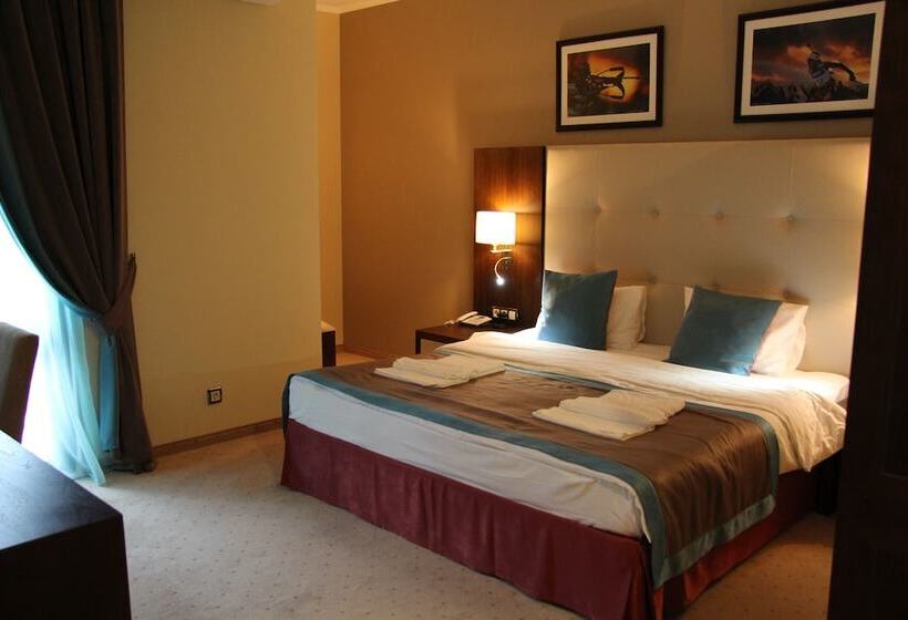 Номер Стандарт с Балконом, Forward Apart