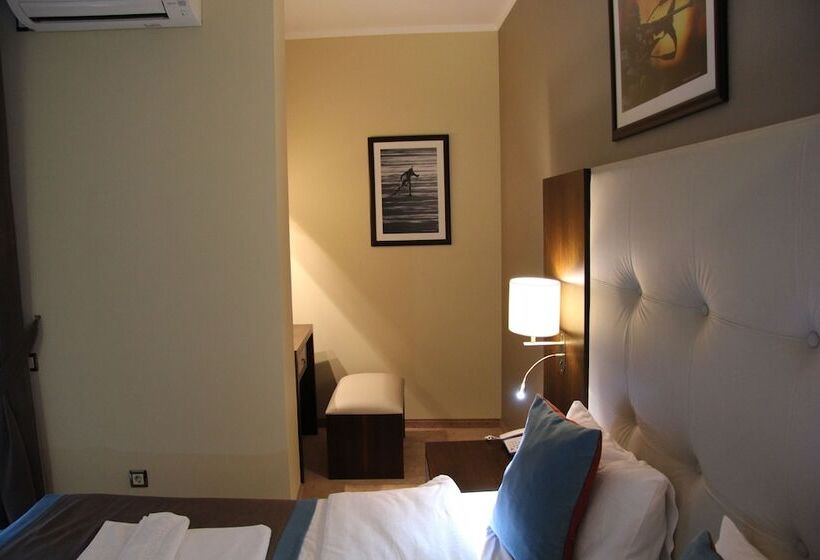 Номер Стандарт с Балконом, Forward Apart