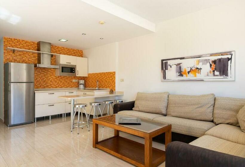 Апартаменты Deluxe 2 Спальни с Гидромассажем, Holiday Club Sol Amadores