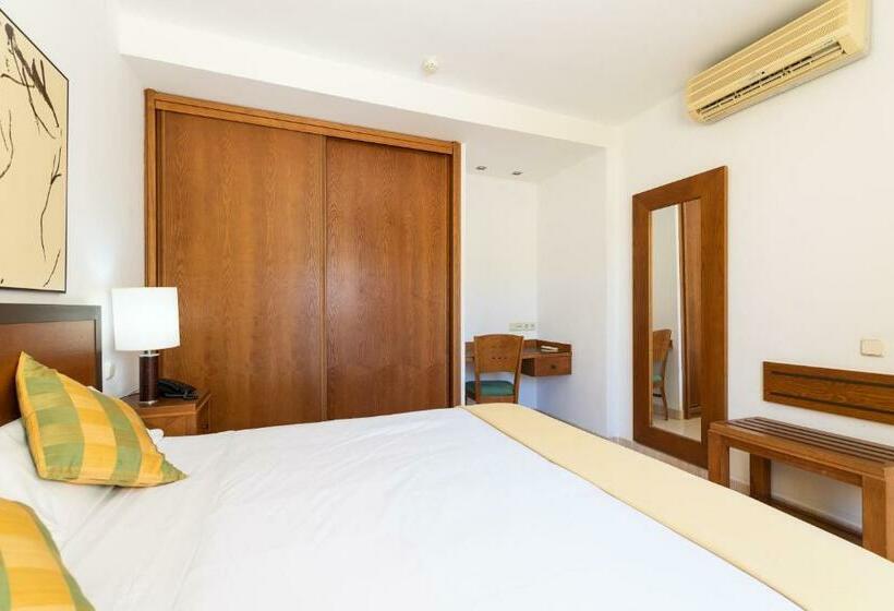 Апартаменты Deluxe 2 Спальни с Гидромассажем, Holiday Club Sol Amadores
