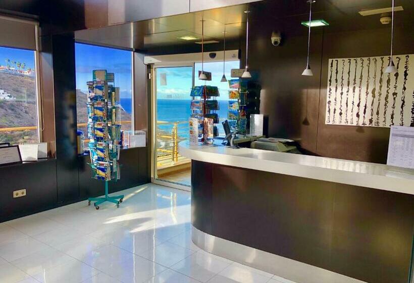Апартаменты Deluxe 2 Спальни с Гидромассажем, Holiday Club Sol Amadores